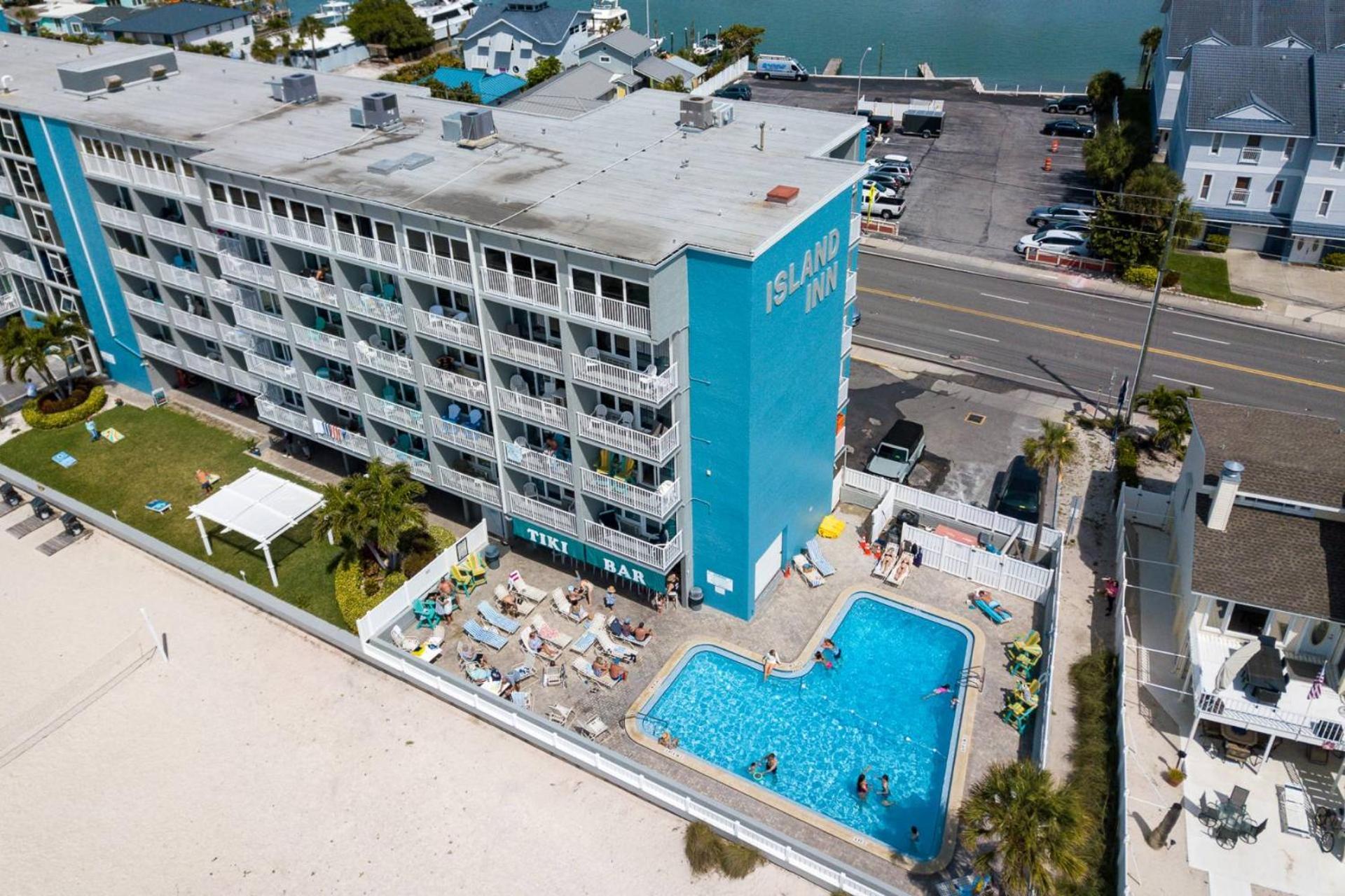 513 - Island Inn 圣徒皮特海滩 外观 照片