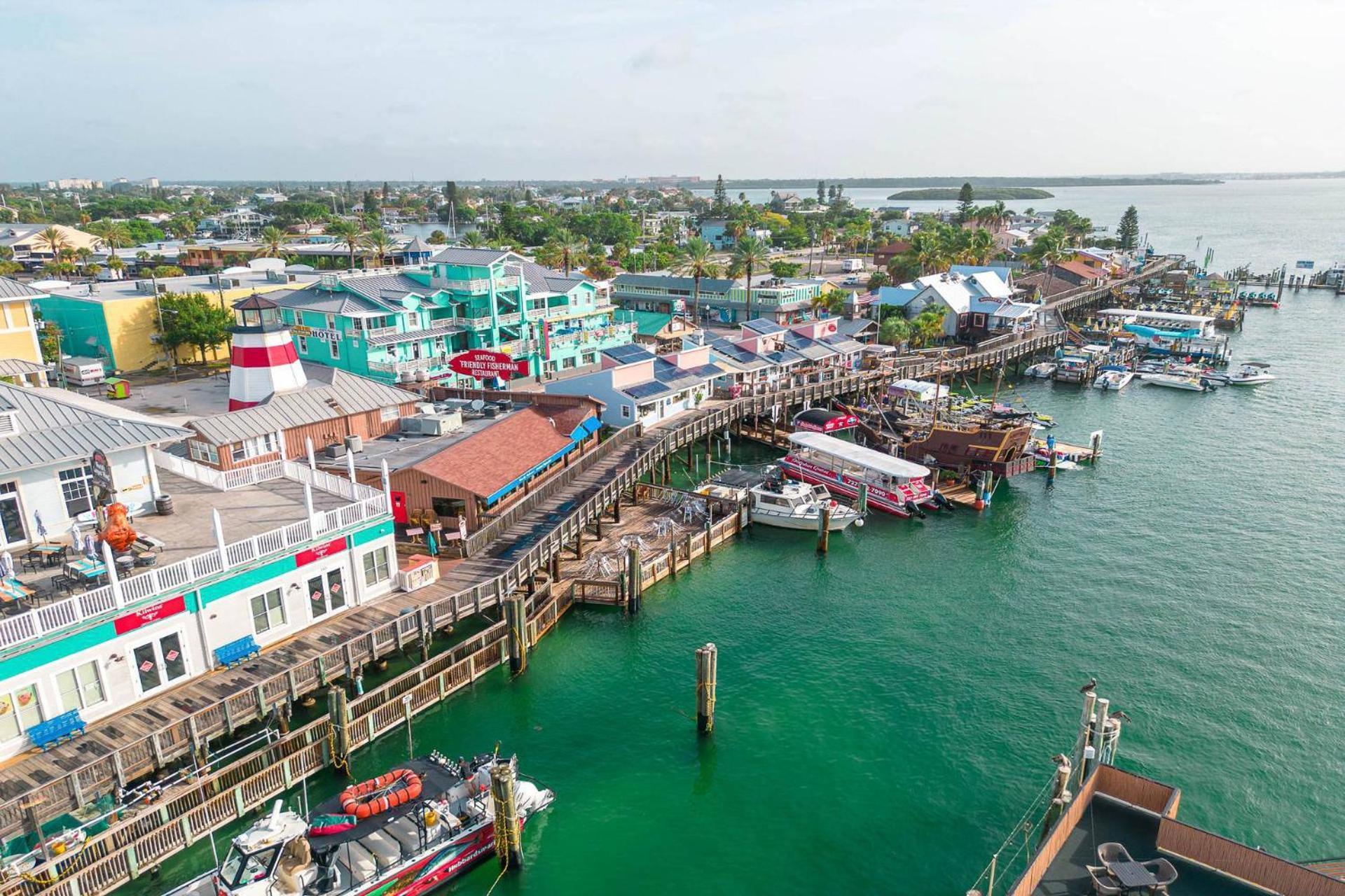 513 - Island Inn 圣徒皮特海滩 外观 照片