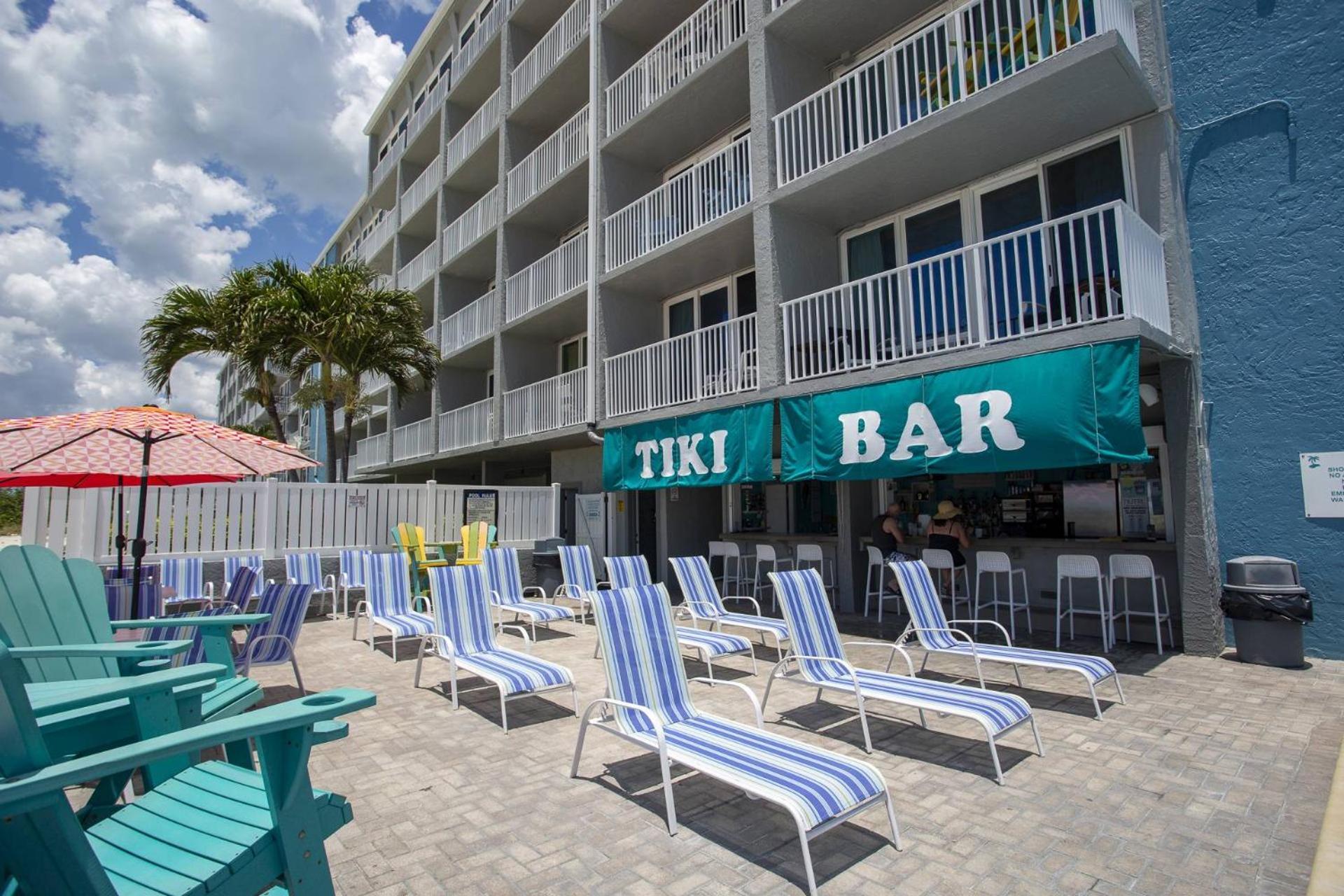 513 - Island Inn 圣徒皮特海滩 外观 照片