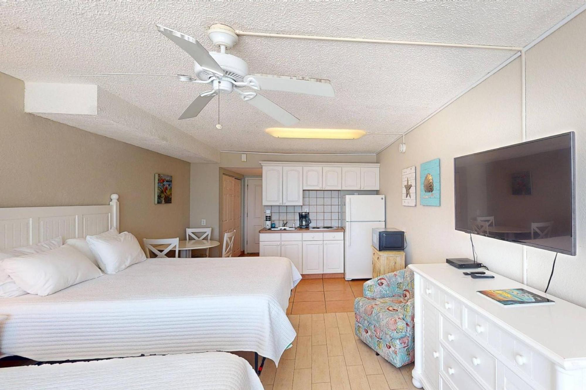 513 - Island Inn 圣徒皮特海滩 外观 照片